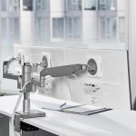 humanscale-mflex-for-m21-triple-full-desktop-view-1