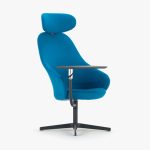 Angled front view of the Senator Ad-Lib Work Lounge chair in blue