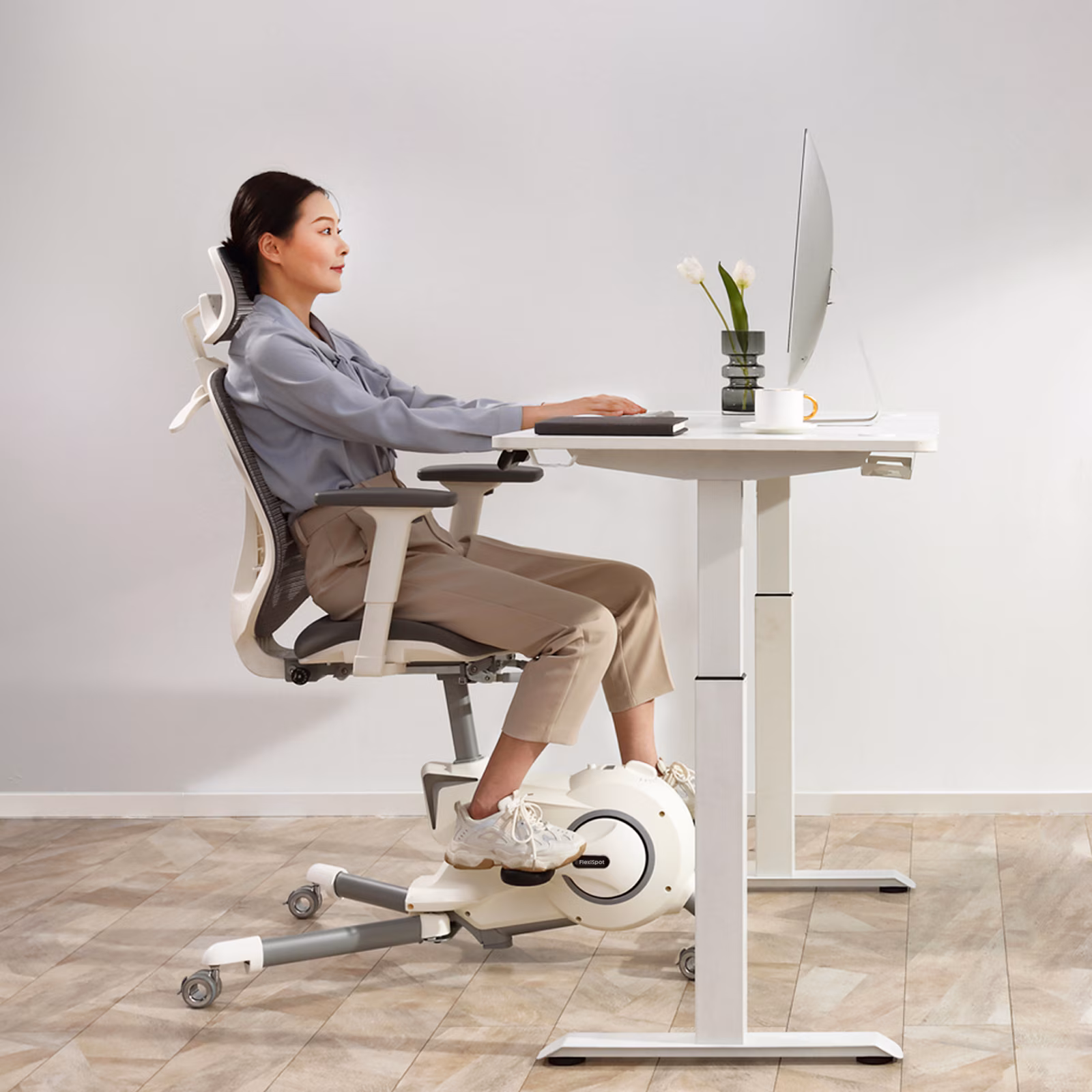 FlexiSpot V6 Intelligent Fitness Office Chair