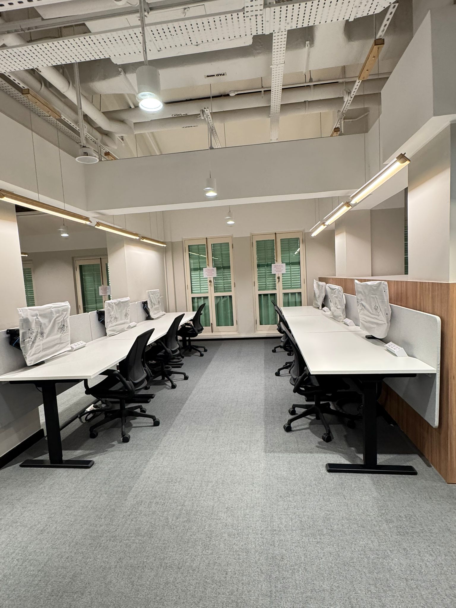 tapestry open plan office desks